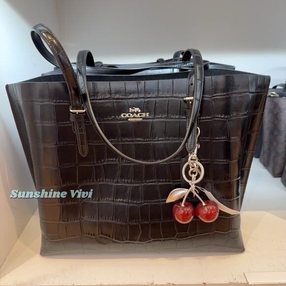 NWT Bundle COACH Tote Leather Shoulder Bag CW018 Black & 77840 Cherry Bag Charm - Picture 1 of 8